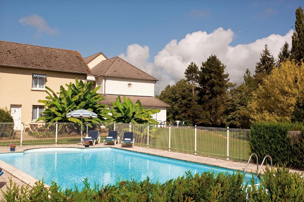 Logis Hotel Du Pont Neuf Le Veurdre Kültér fotó