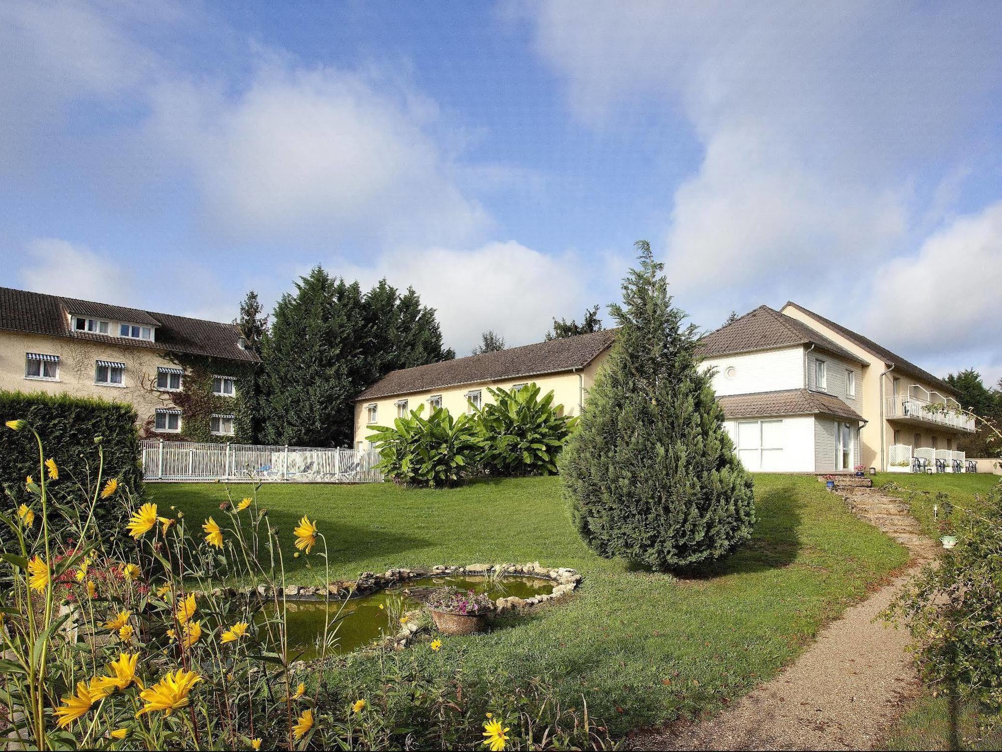 Logis Hotel Du Pont Neuf Le Veurdre Kültér fotó