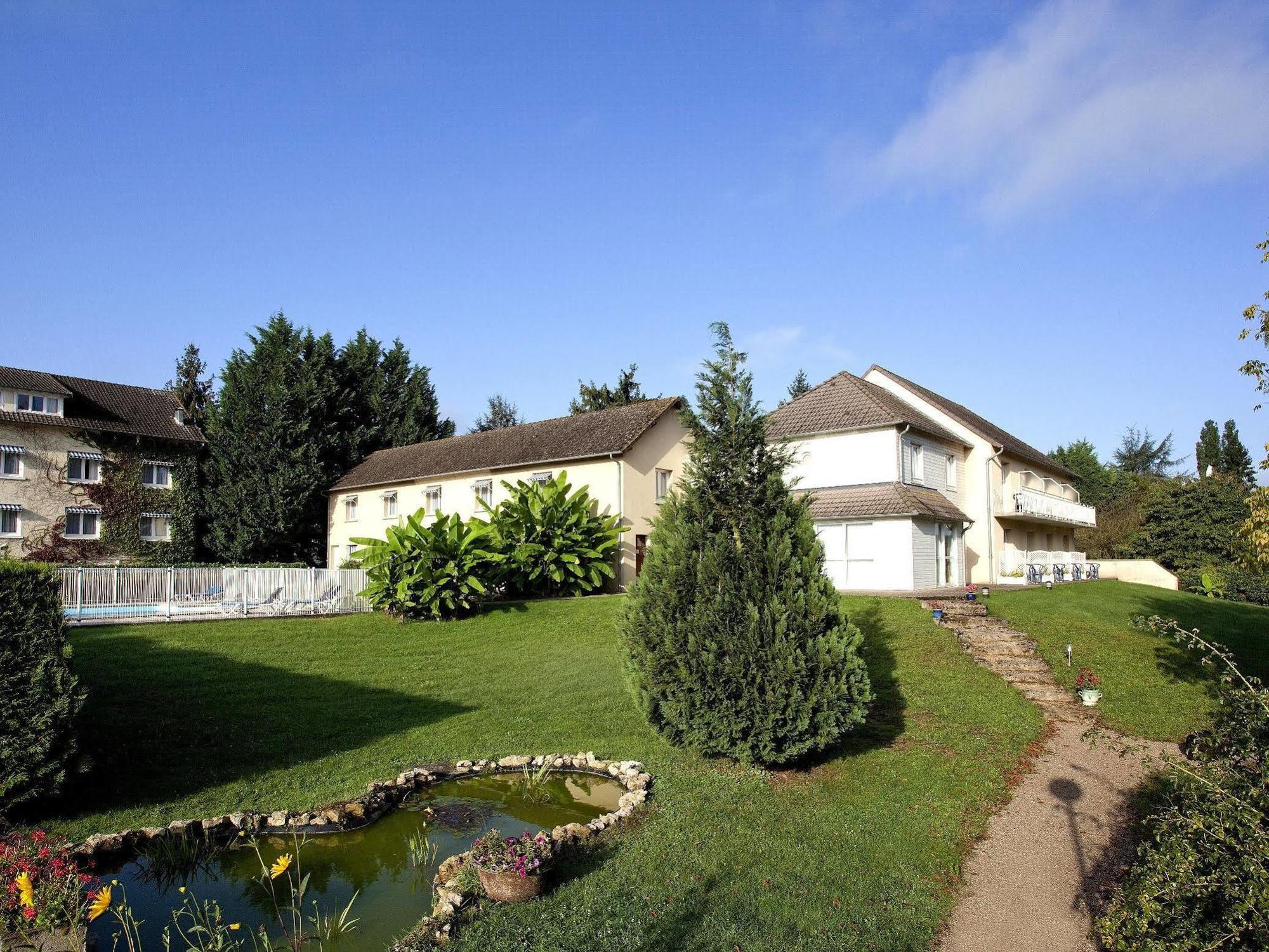 Logis Hotel Du Pont Neuf Le Veurdre Kültér fotó